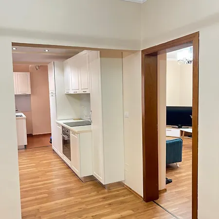 Apartament Skanderbeg Square 02 *